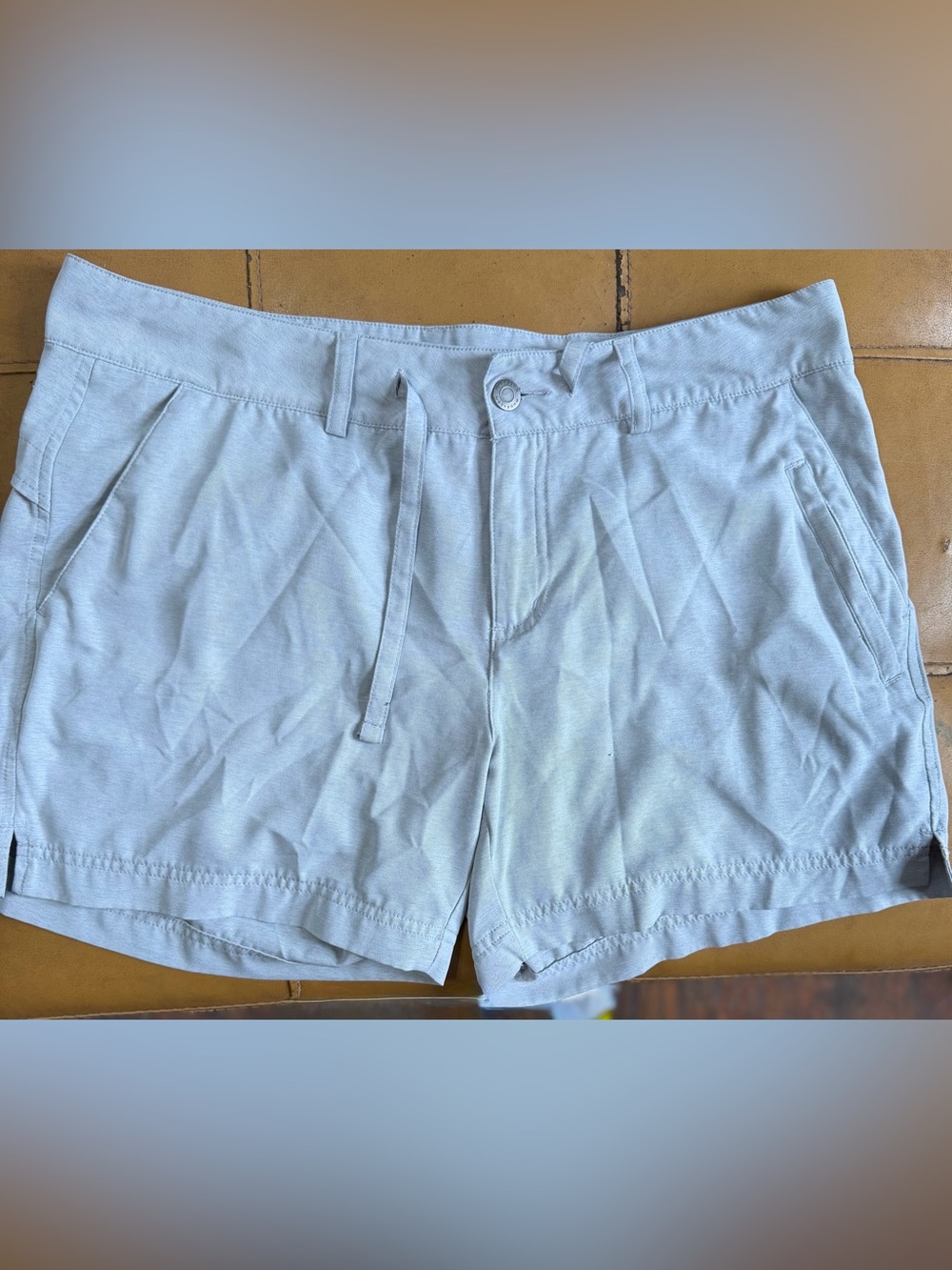 Magellan Outdoors Light Gray Women's Drawstring Fishing Shorts